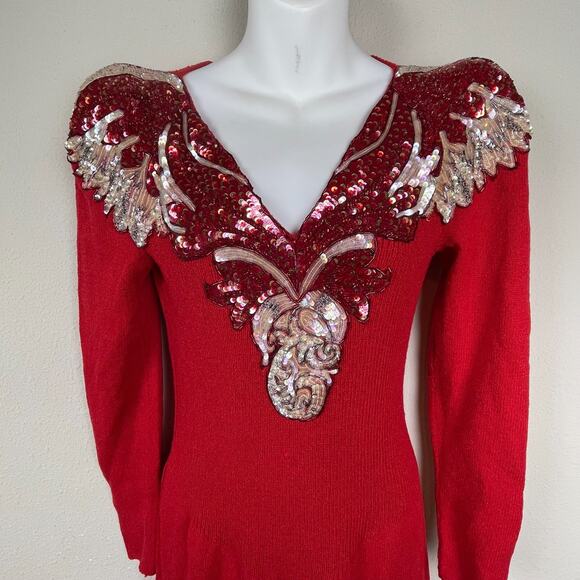 Pat Sandler for Wellmore Dress 12 Red Sweater Sequin Neck Cinch Waist Elegant - Picture 2 of 7